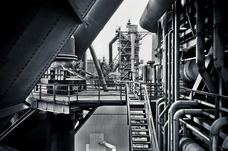 Quelles sont les deux principales méthodes de production de tubes sans soudure ?